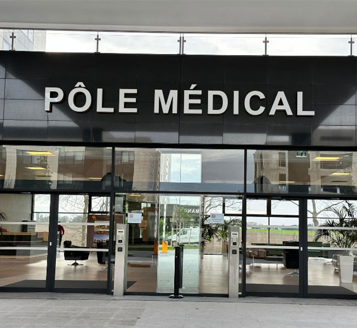 contact-pole-medical